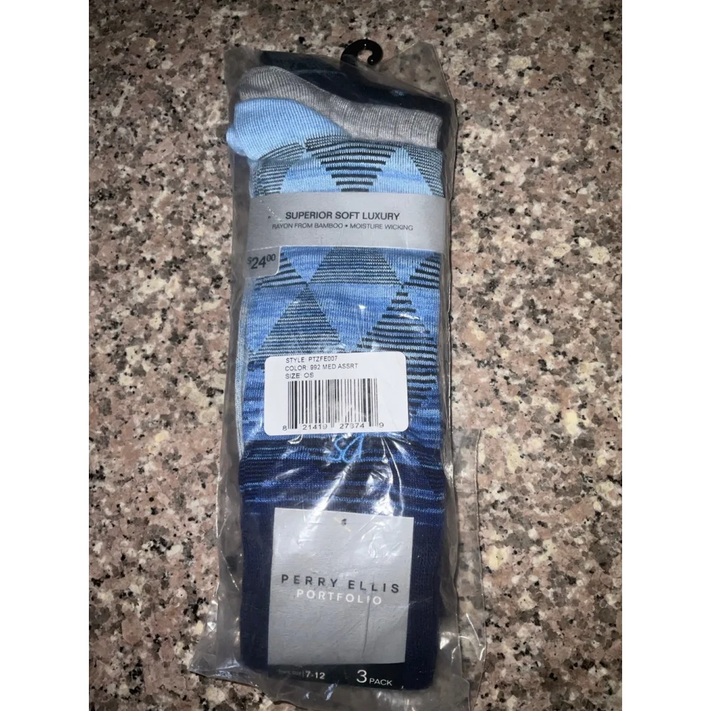 Perry Ellis Men's 3-Pk. Moisture-Wicking Dress Socks